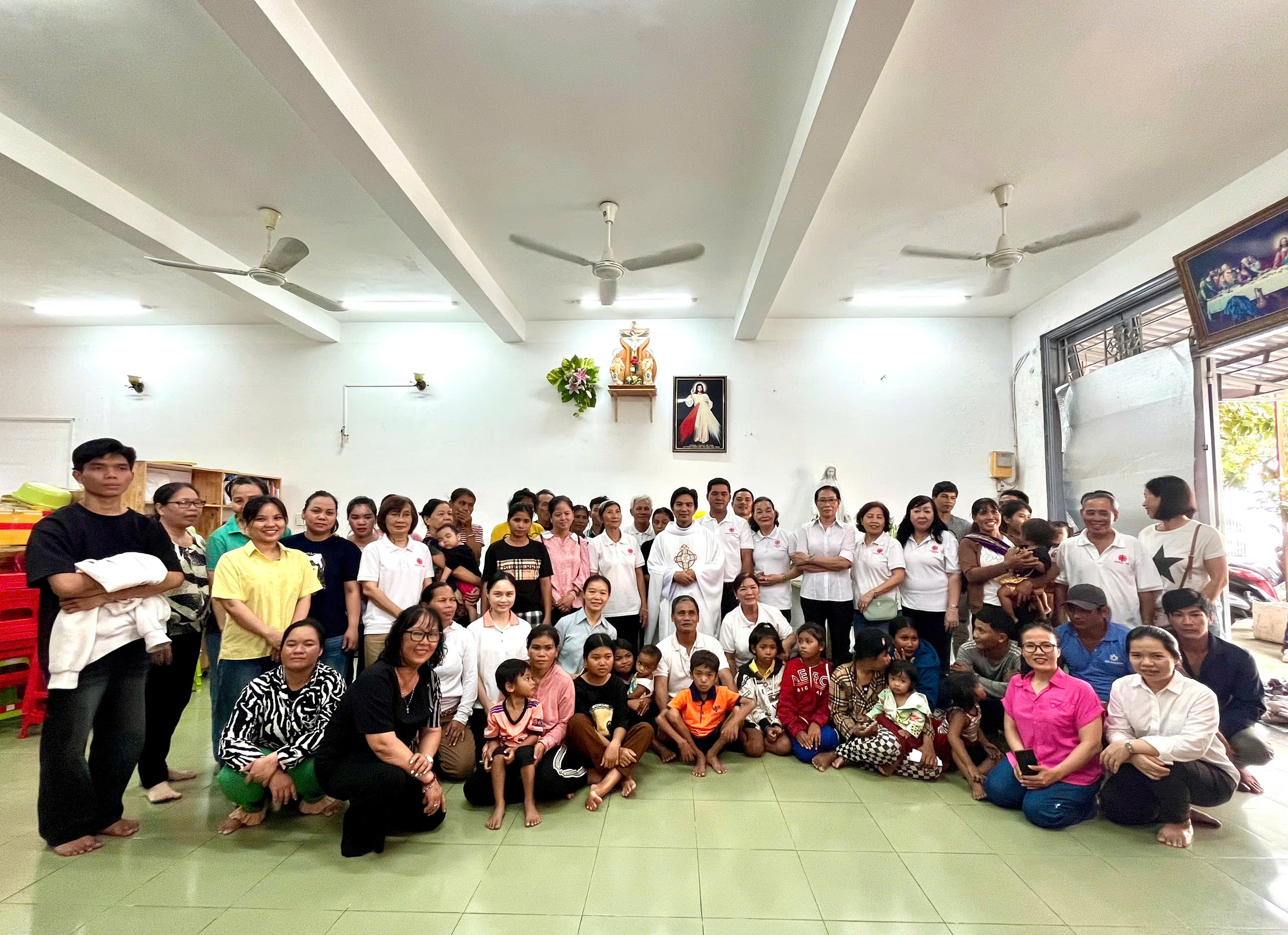 NHÀ LƯU TRÚ HÀ ĐÔNG - MỪNG BỔN MẠNG