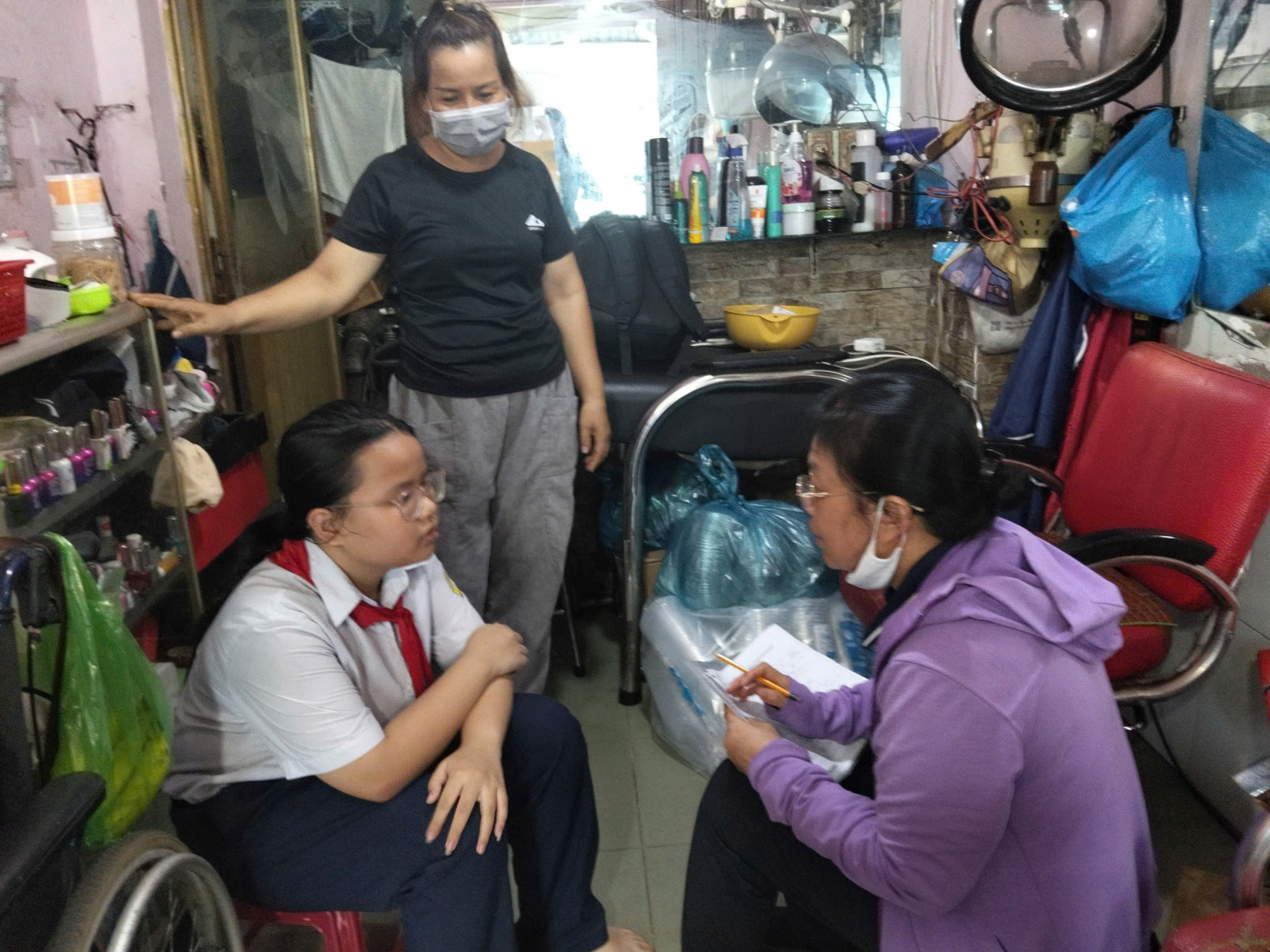 GIEO NIỀM HY VỌNG CHO NĂM HỌC MỚI: Caritas TGP Sài Gòn thăm và khảo sát học sinh khó khăn tại Giáo hạt Phú Thọ