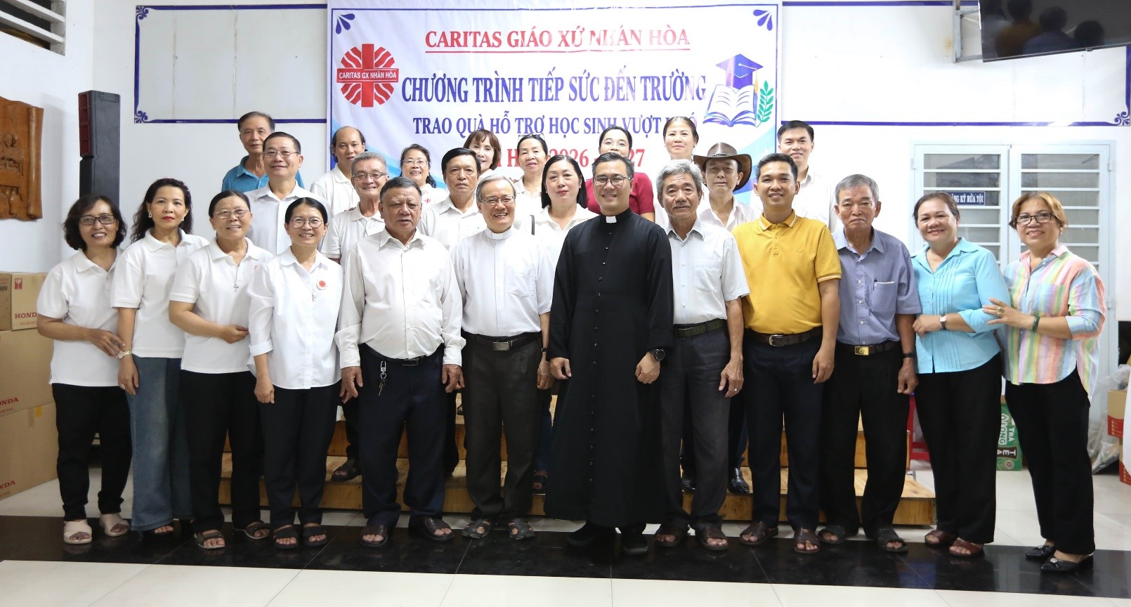 CARITAS GIÁO XỨ NHÂN HÒA: TIẾP SỨC ĐẾN TRƯỜNG - NHỊP CẦU YÊU THƯƠNG, GIEO NIỀM HY VỌNG